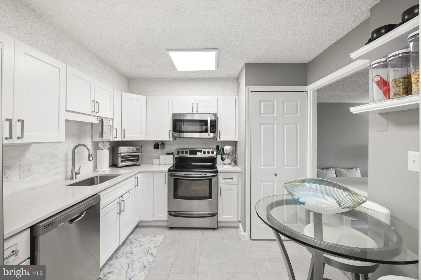 3800 Powell Lane #1125 photo 6