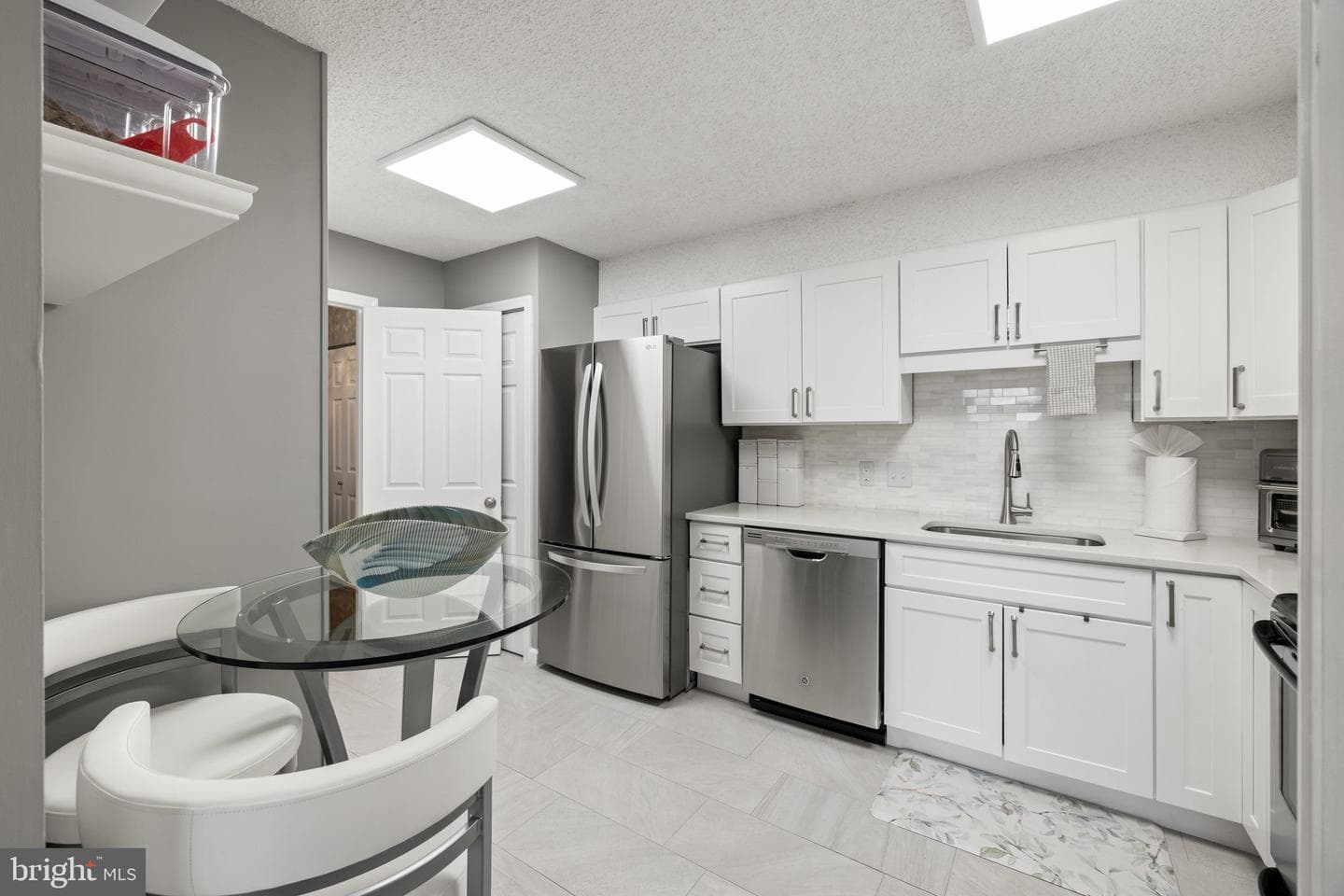 3800 Powell Lane #1125 photo 8
