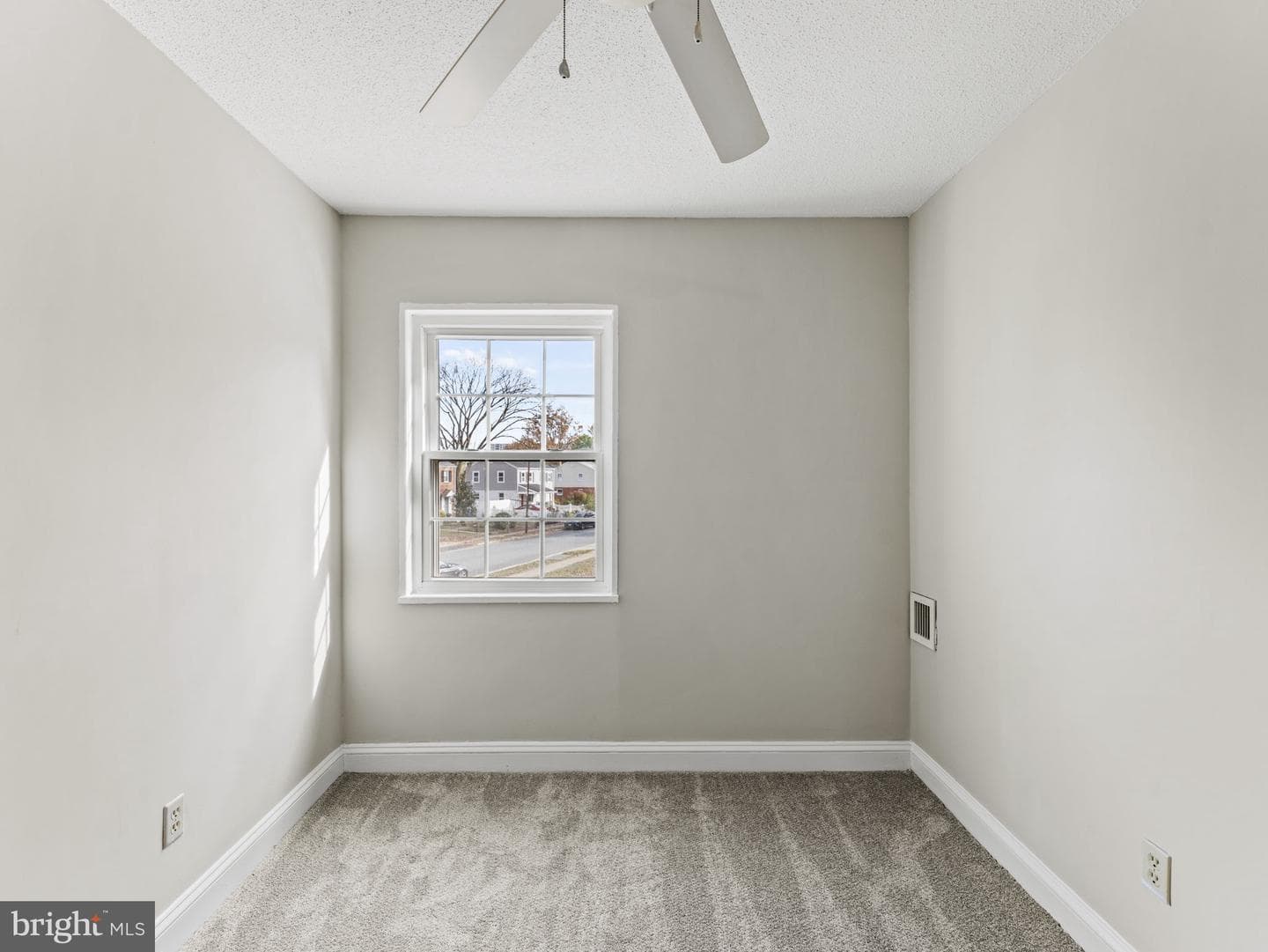 2237 Farrington Avenue #202 photo 19