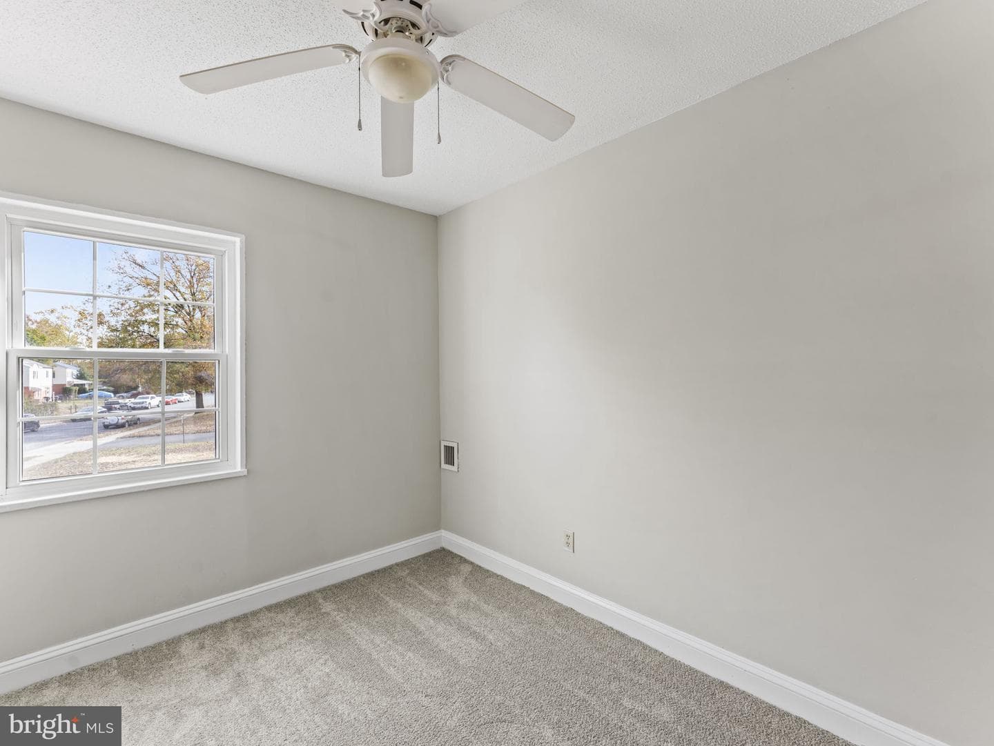 2237 Farrington Avenue #202 photo 20