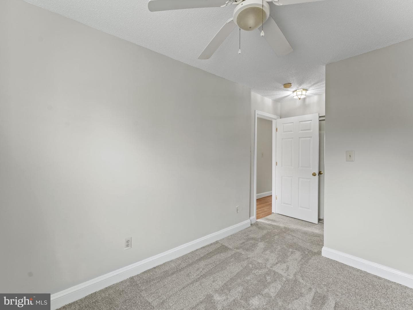 2237 Farrington Avenue #202 photo 21