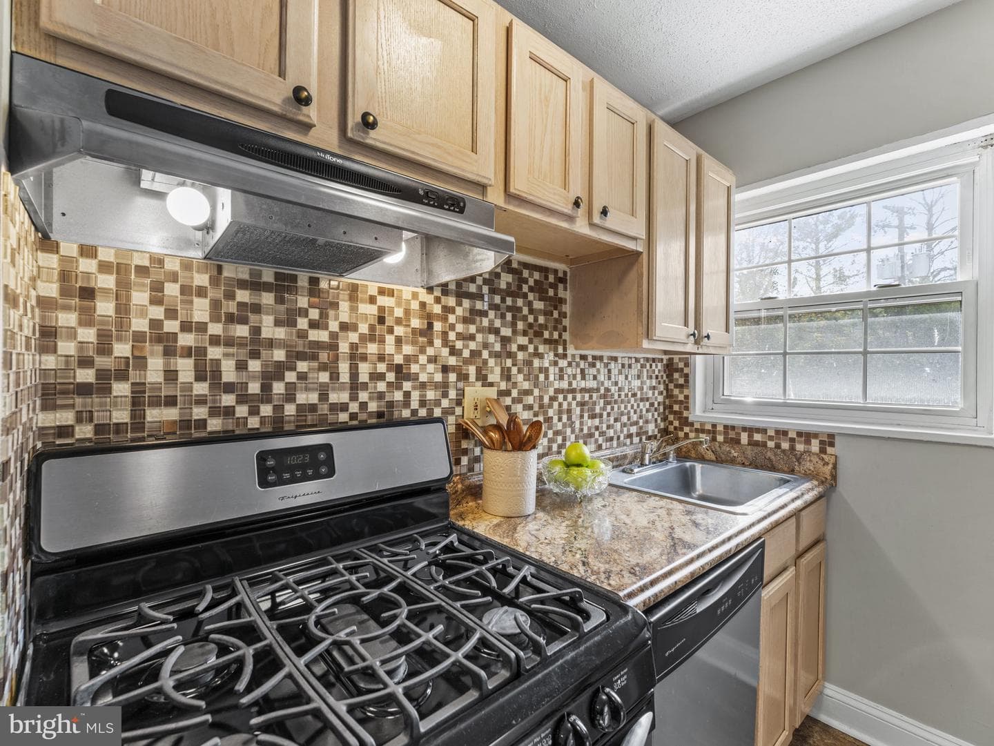 2237 Farrington Avenue #202 photo 4