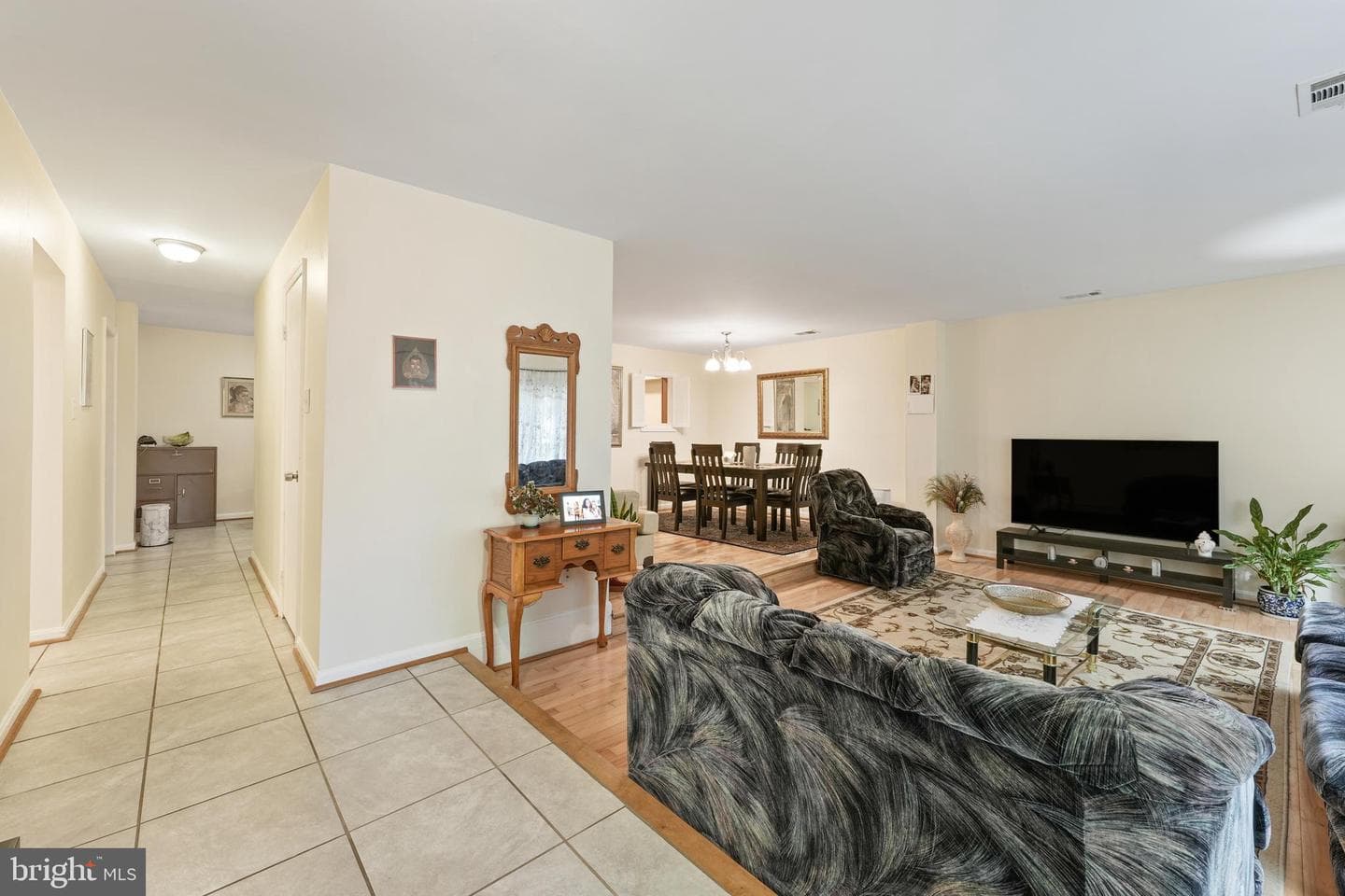 3748 Persimmon Circle photo 5