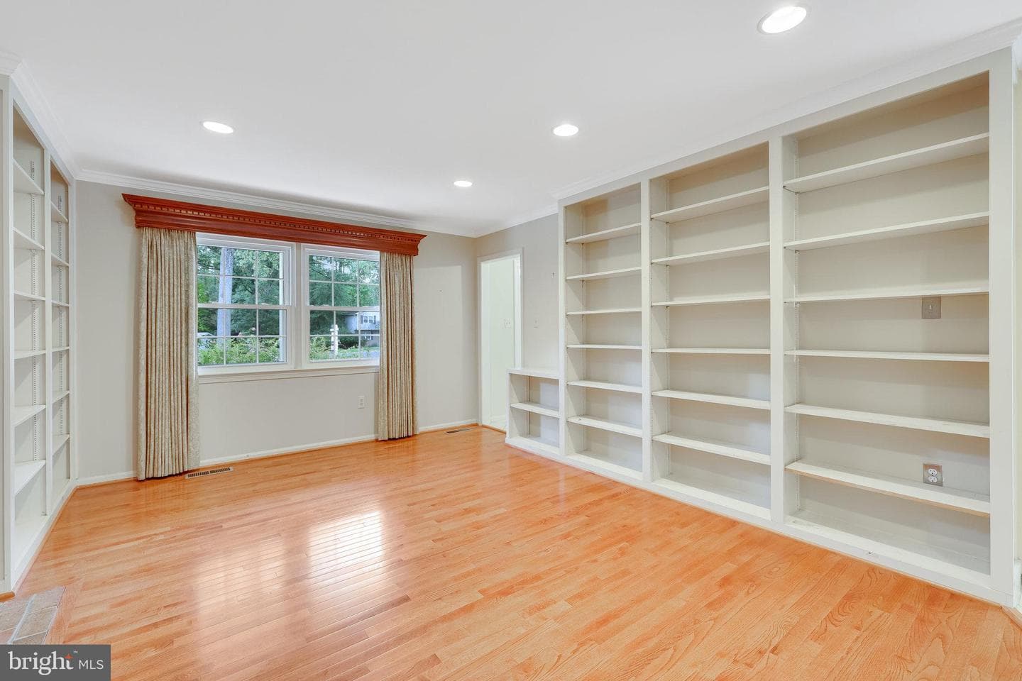 3239 Betsy Lane photo 13