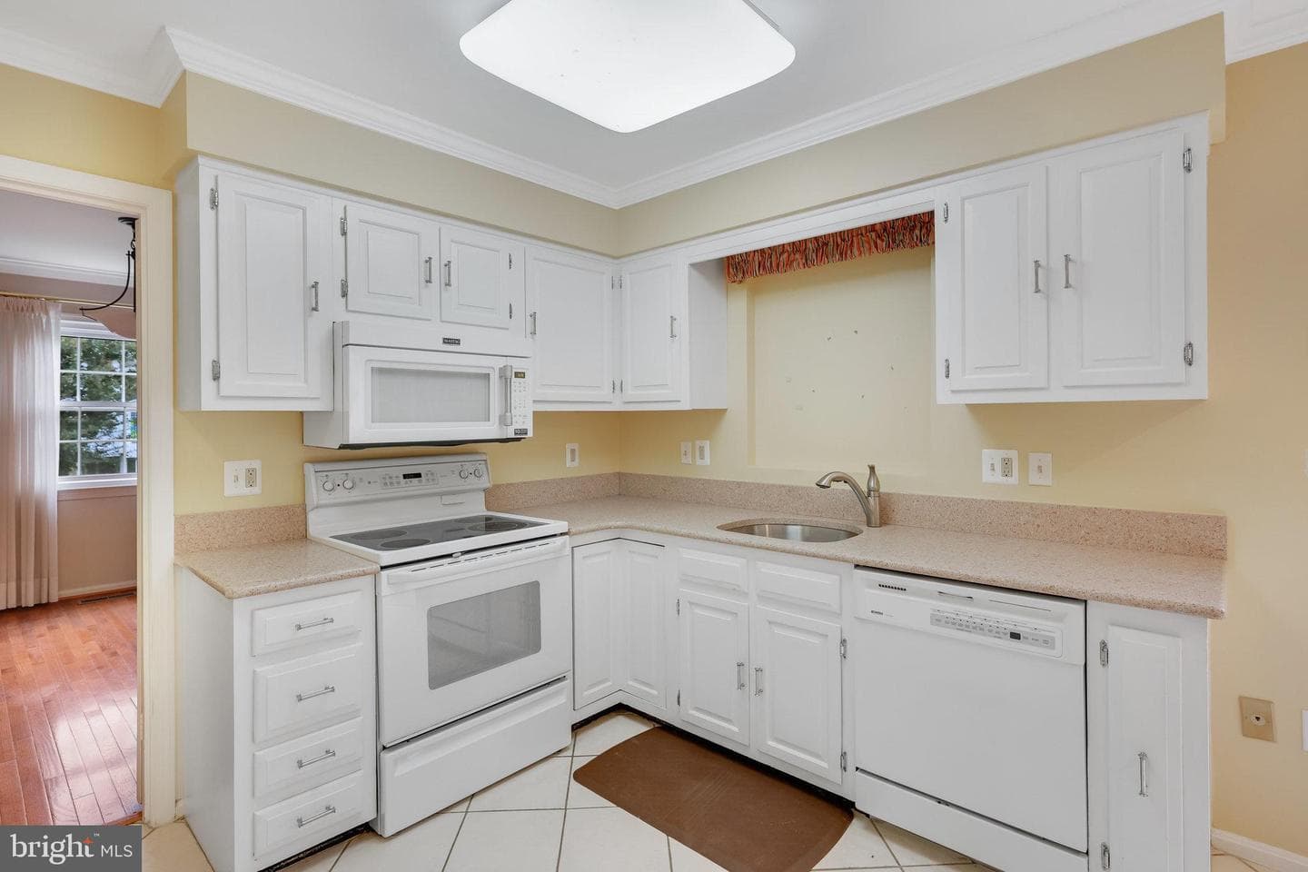 3239 Betsy Lane photo 17
