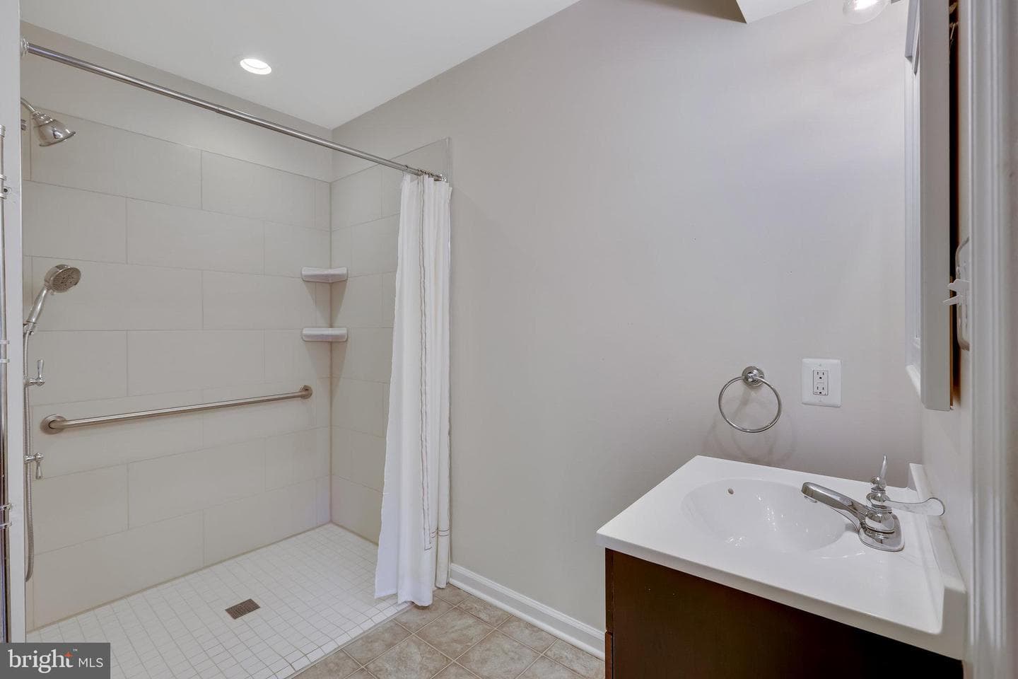 3239 Betsy Lane photo 27