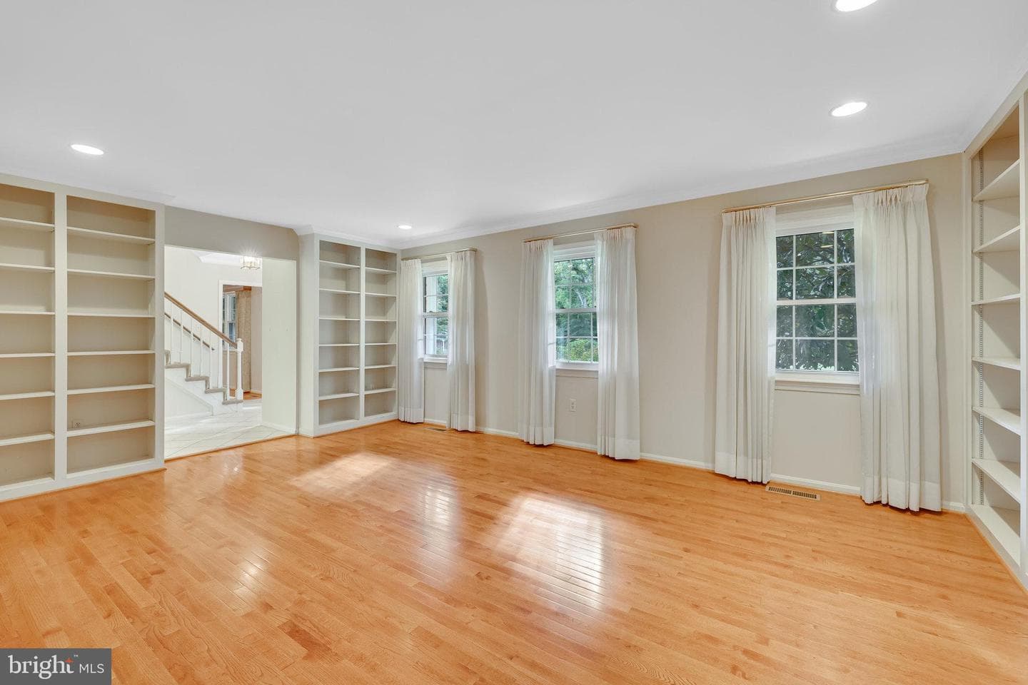 3239 Betsy Lane photo 32