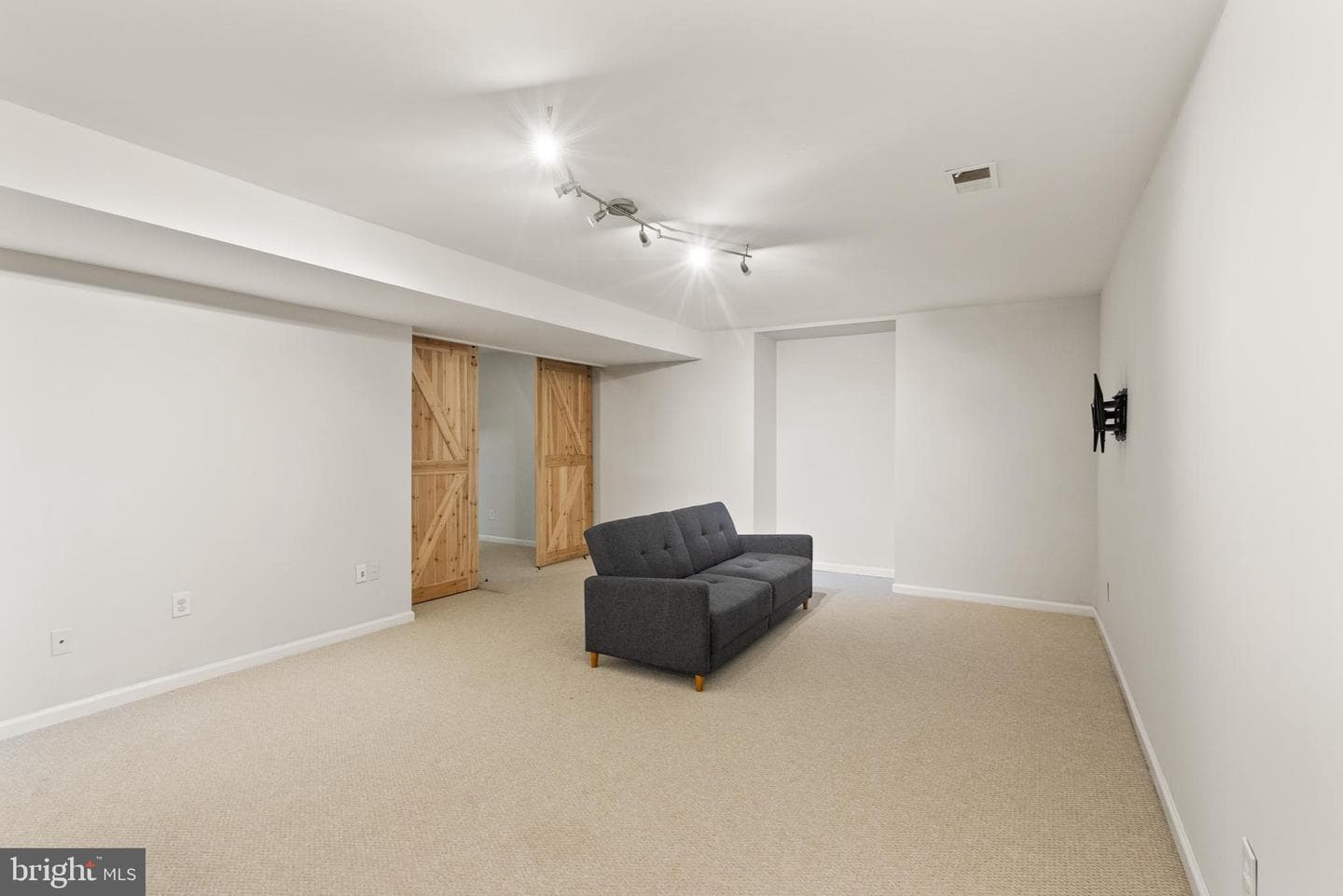 6112 Rockwell Court photo 33