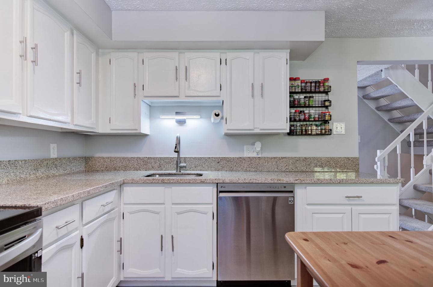 8015 Steeple Chase Court photo 14