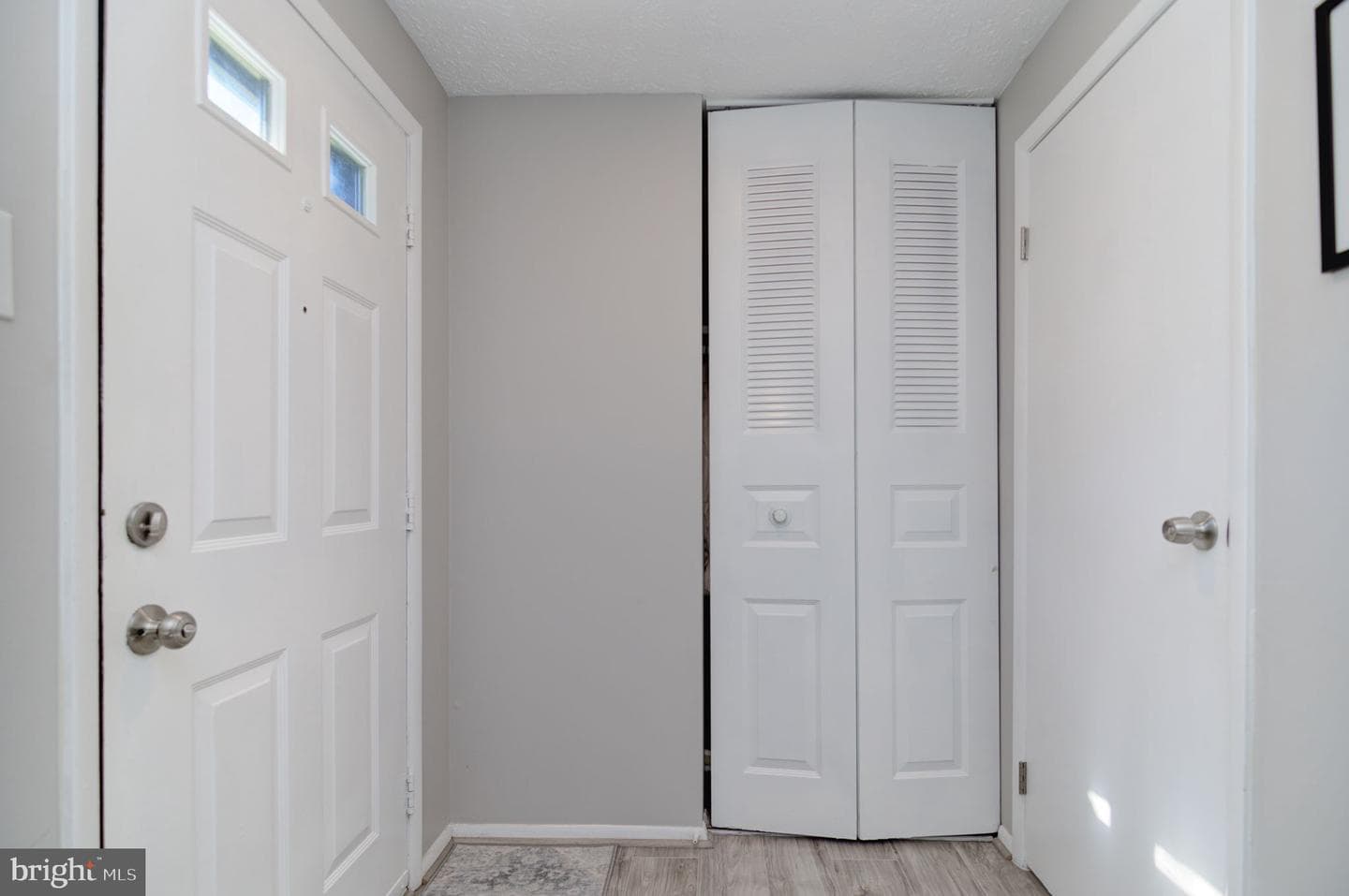 8015 Steeple Chase Court photo 3