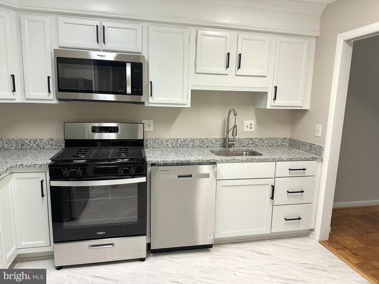 3810 Steppes Court #3810b photo 16