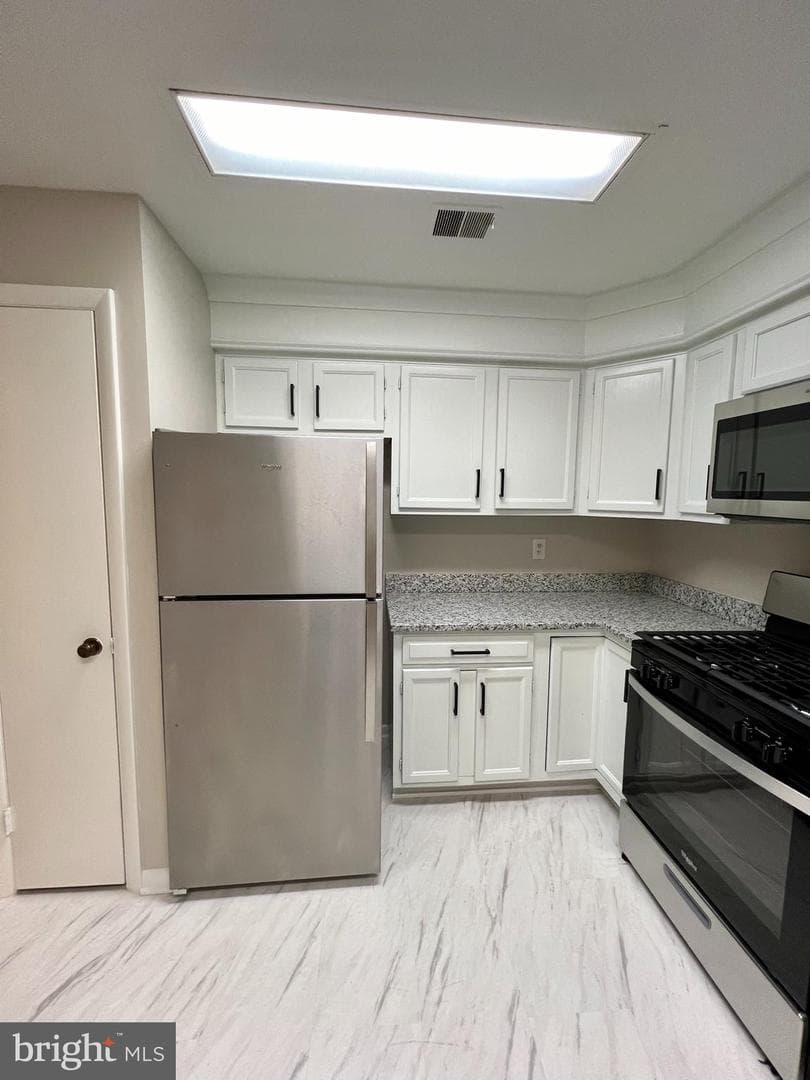 3810 Steppes Court #3810b photo 18