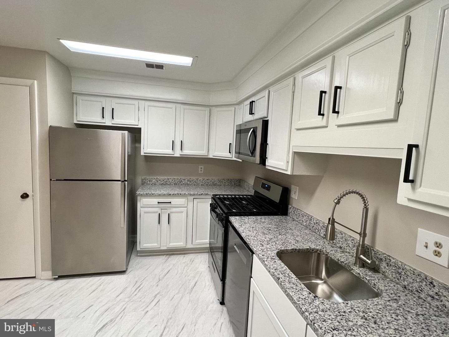 3810 Steppes Court #3810b photo 19