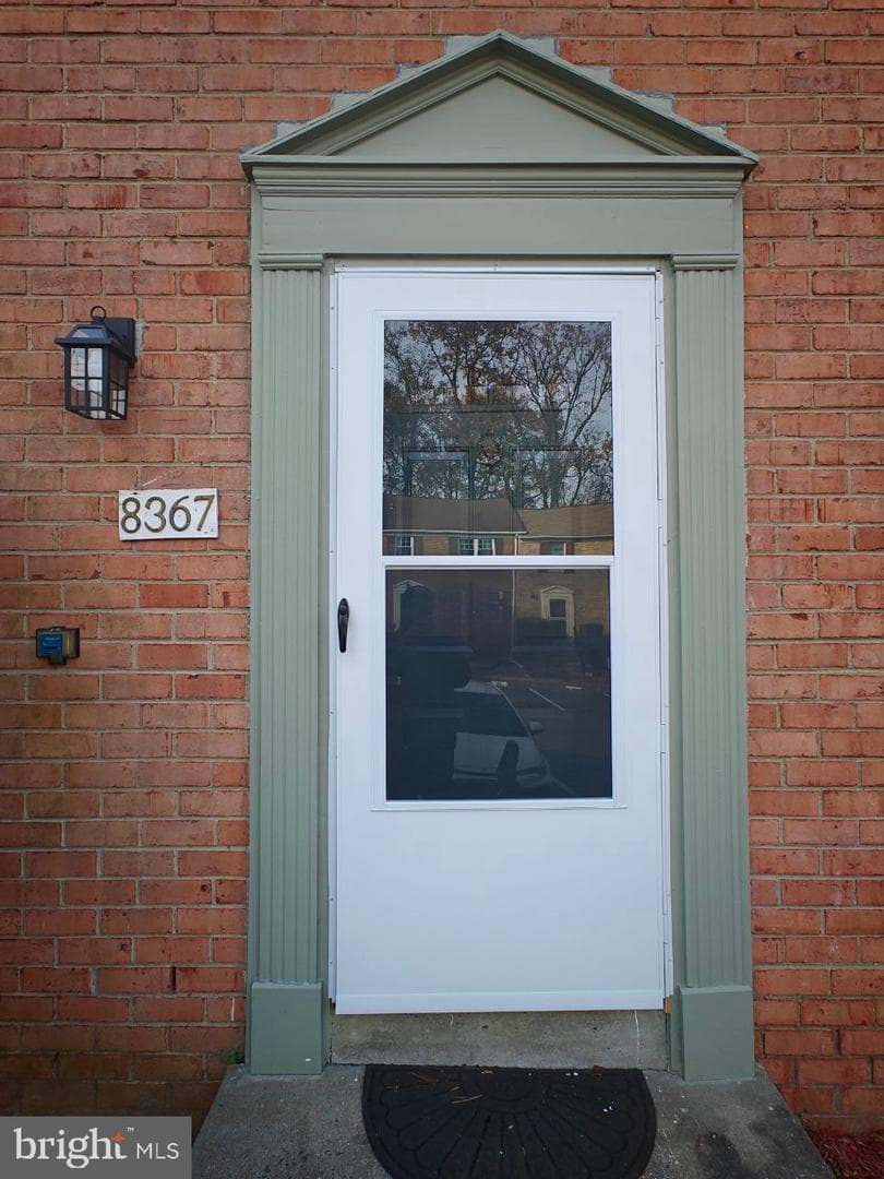 8367 Stationhouse Court photo 2