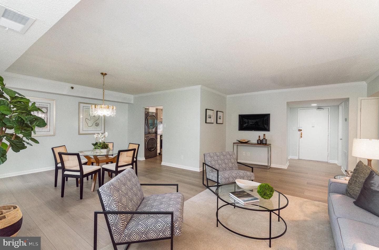 3713 S George Mason Drive #211w photo 13