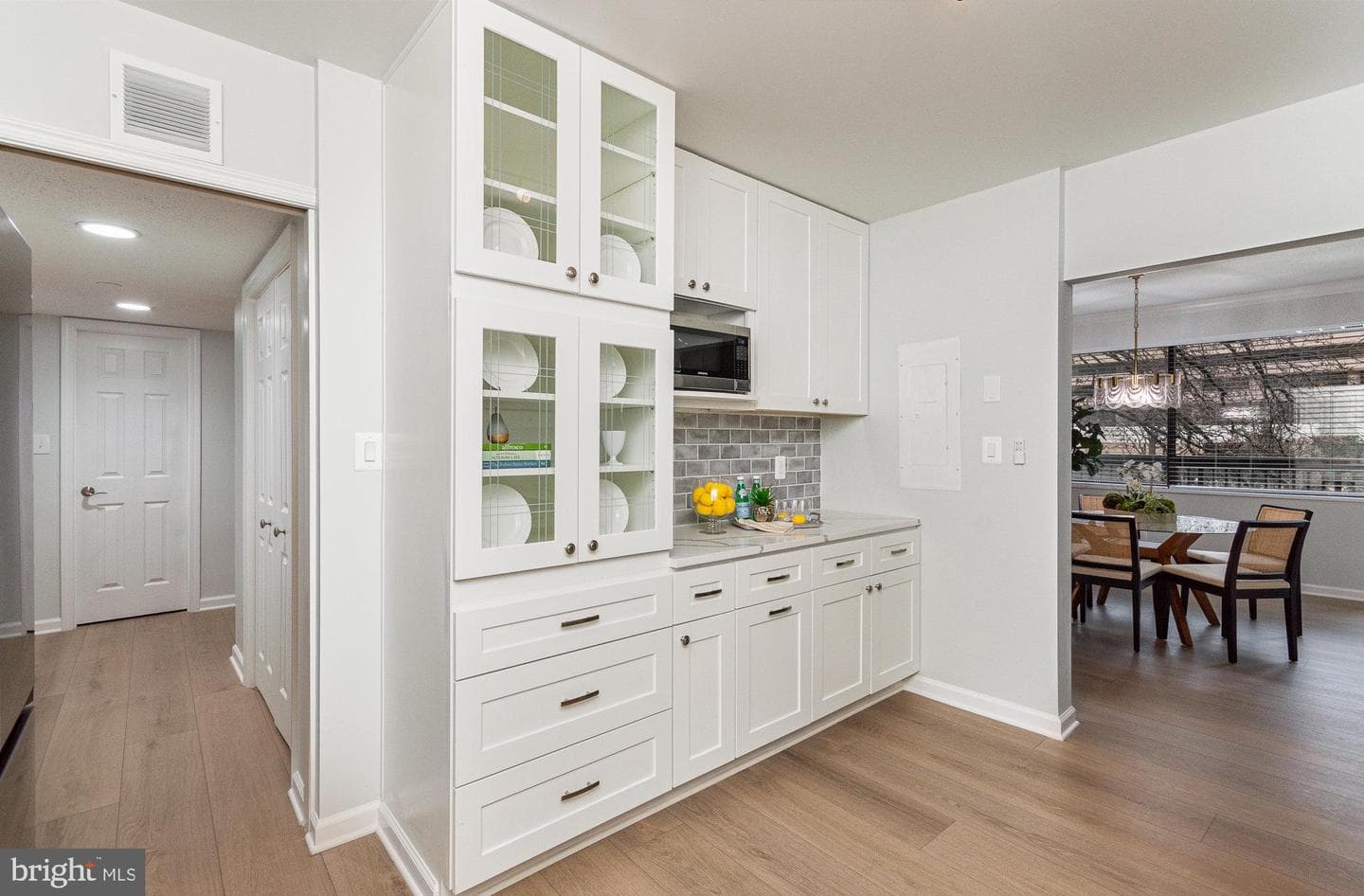 3713 S George Mason Drive #211w photo 14