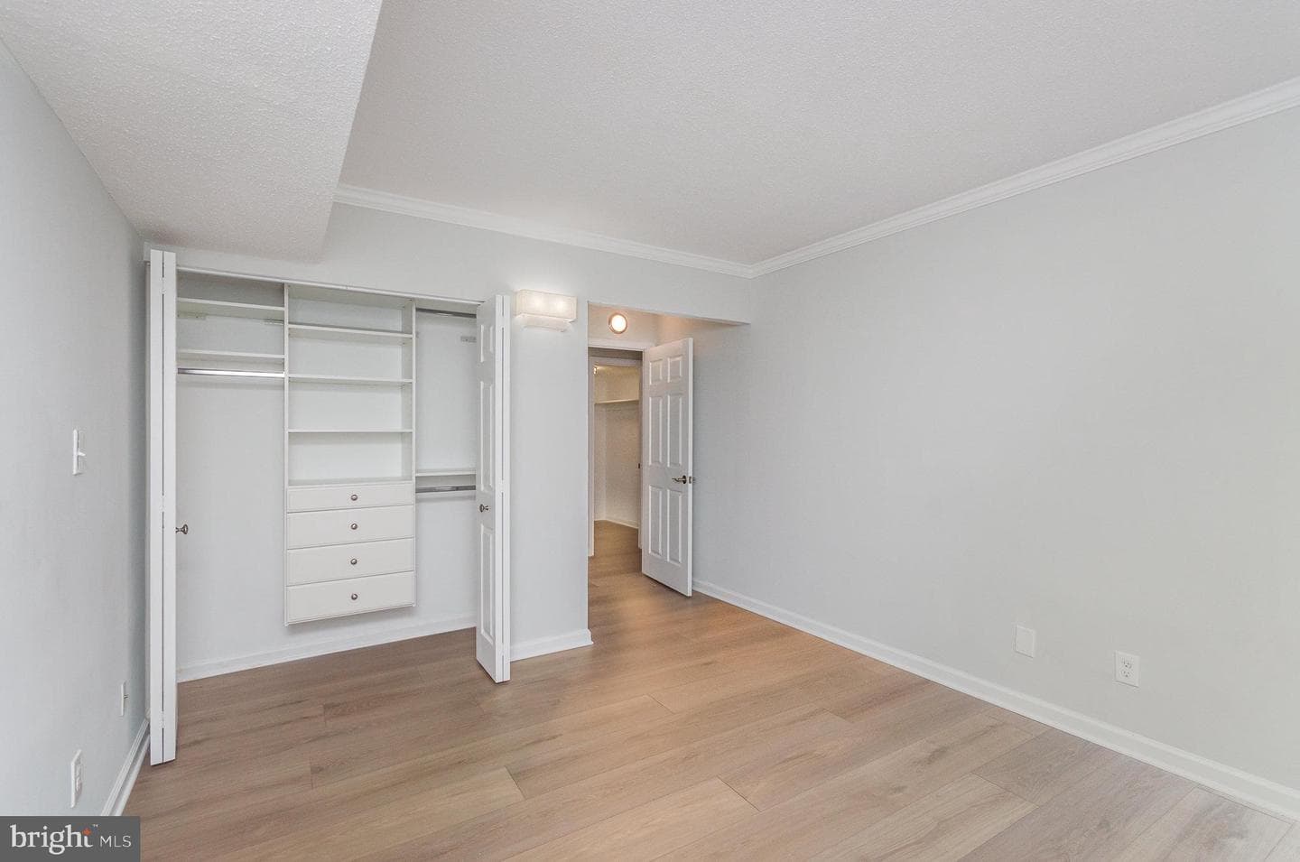 3713 S George Mason Drive #211w photo 27