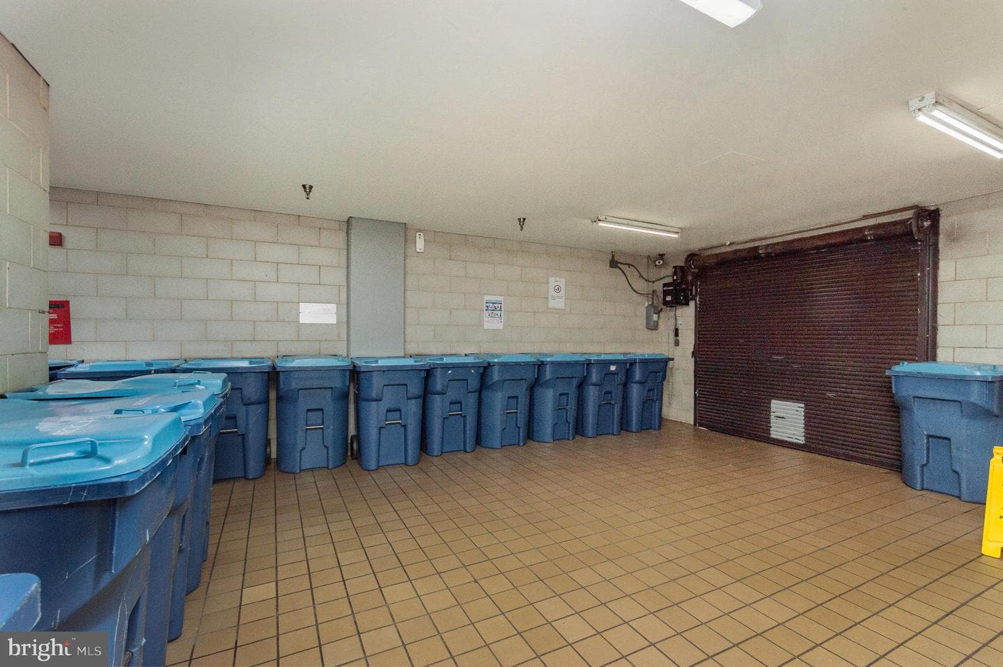 3713 S George Mason Drive #211w photo 38