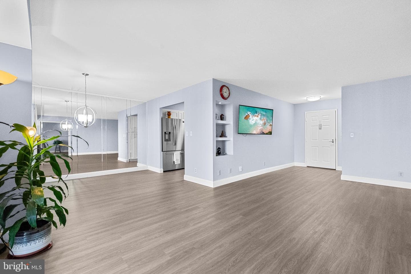 5904 Mount Eagle Drive #1405 photo 6