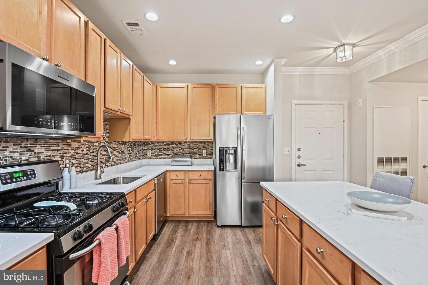 12000 Market Street #379 photo 3
