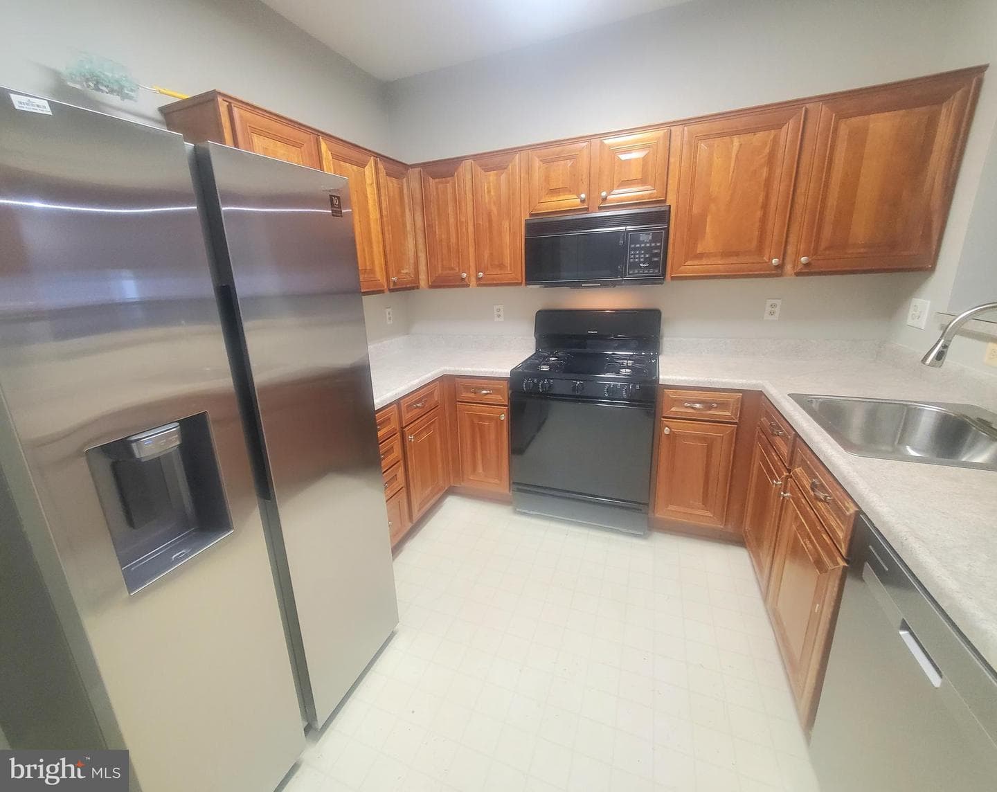 14302 Rosy Lane #15 photo 8