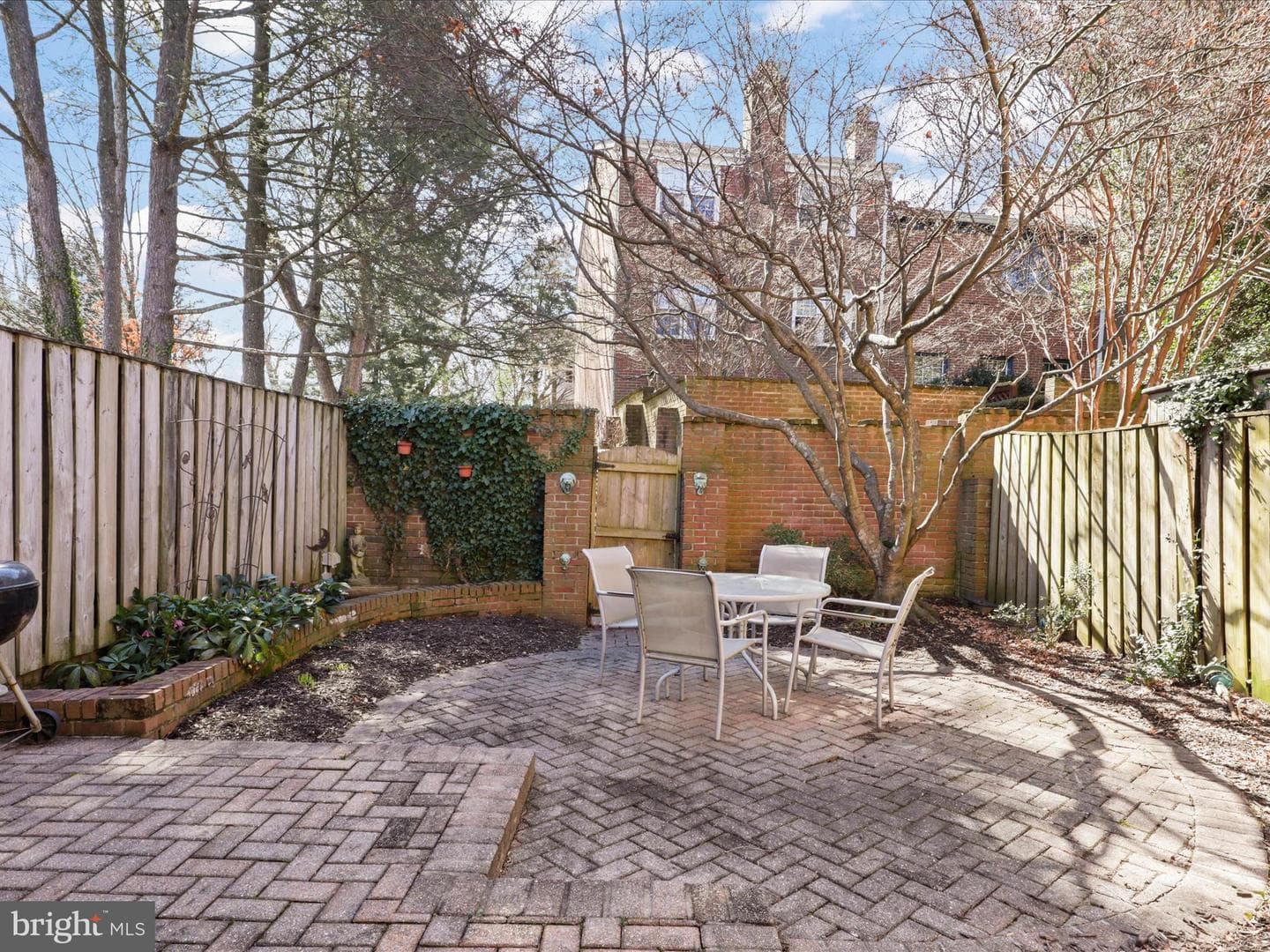 6649 Midhill Place photo 12