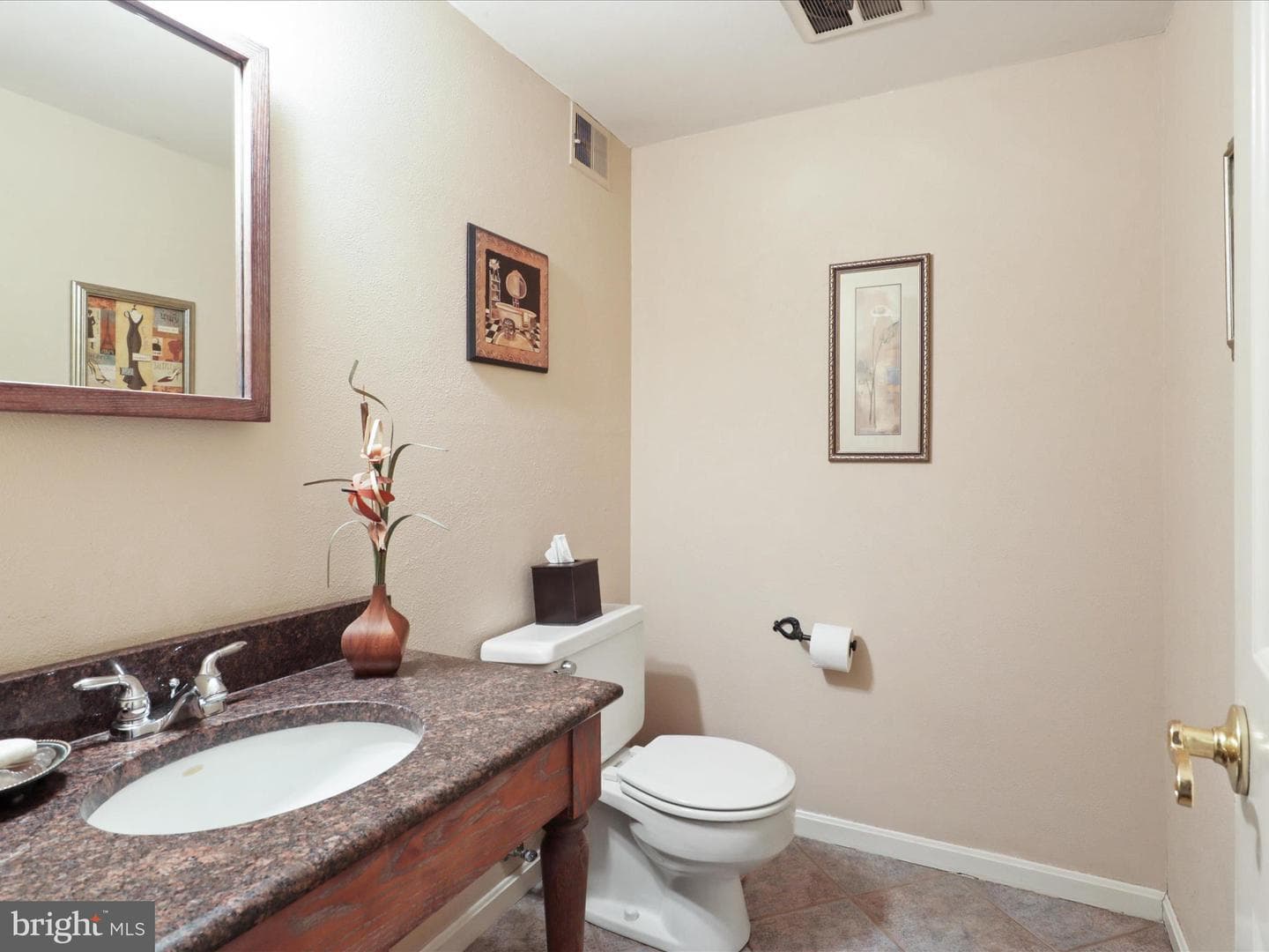6649 Midhill Place photo 18