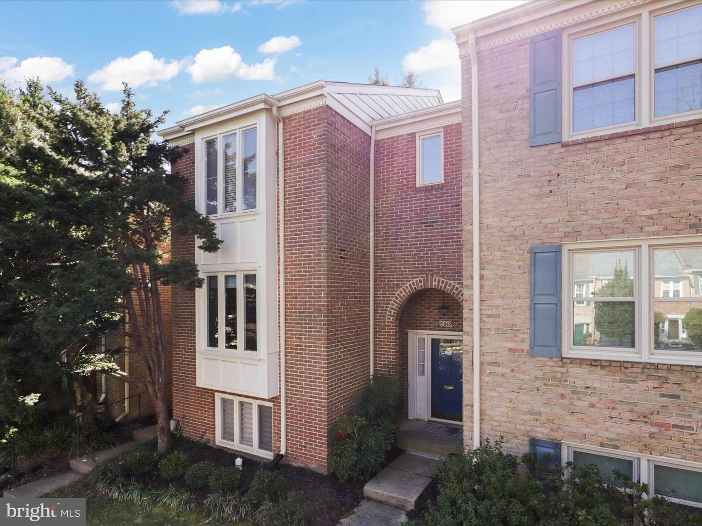 6649 Midhill Place photo 2