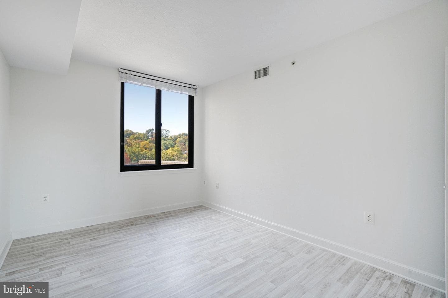 2451 Midtown Avenue #927 photo 18
