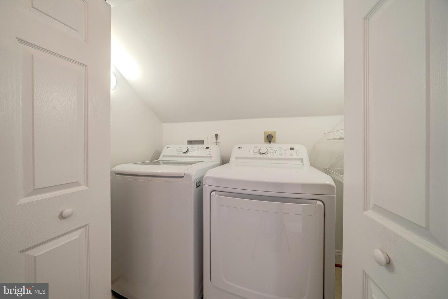 7951 Blitz Court photo 33