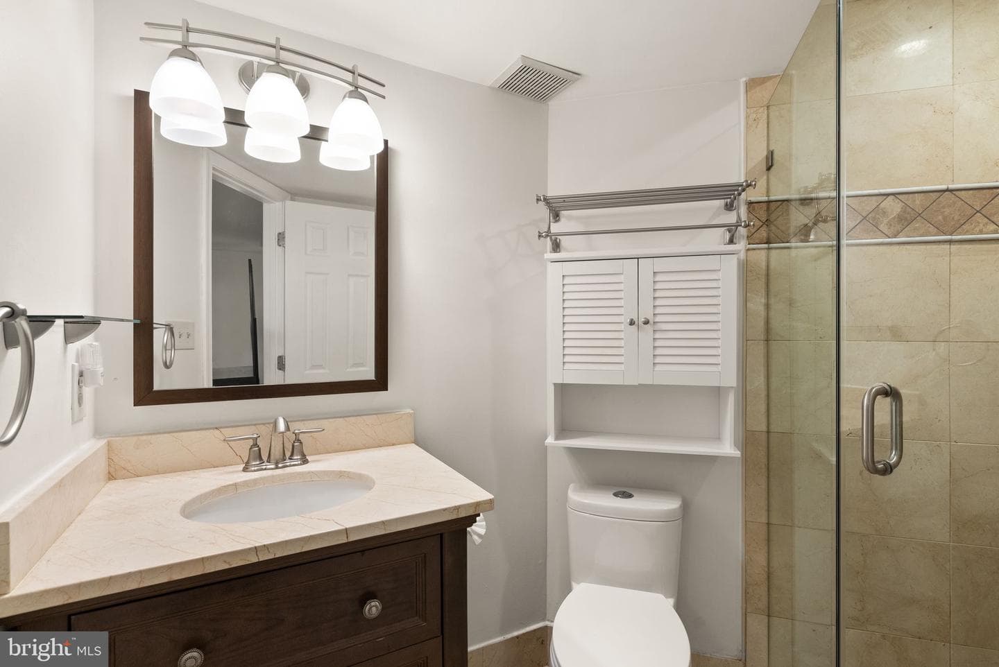 1539 Cedar Avenue photo 14