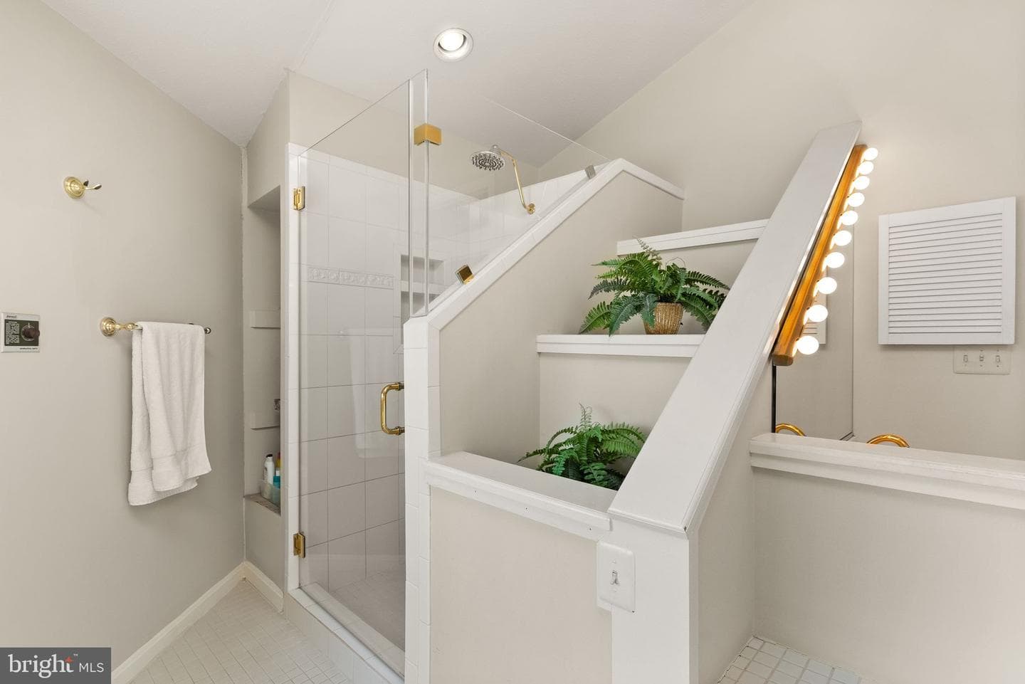 1539 Cedar Avenue photo 24