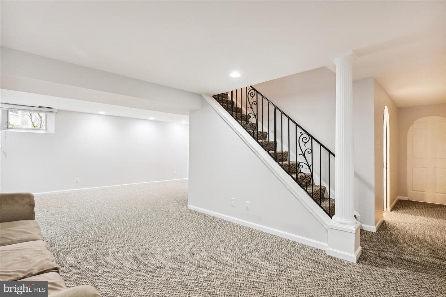 9322 Braymore Circle photo 34