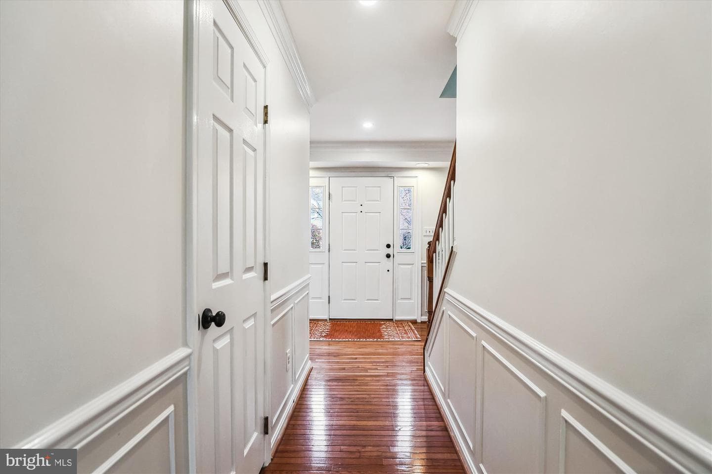 9322 Braymore Circle photo 4