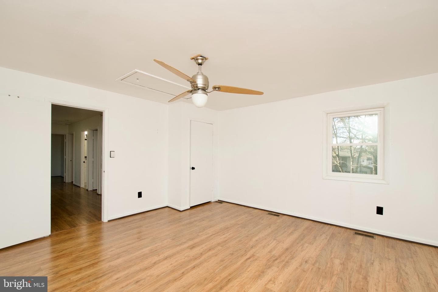 4118 Galesbury Lane photo 16