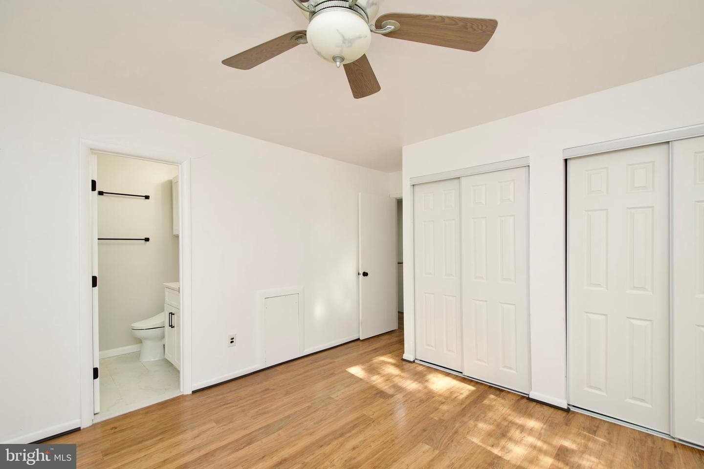 4118 Galesbury Lane photo 23