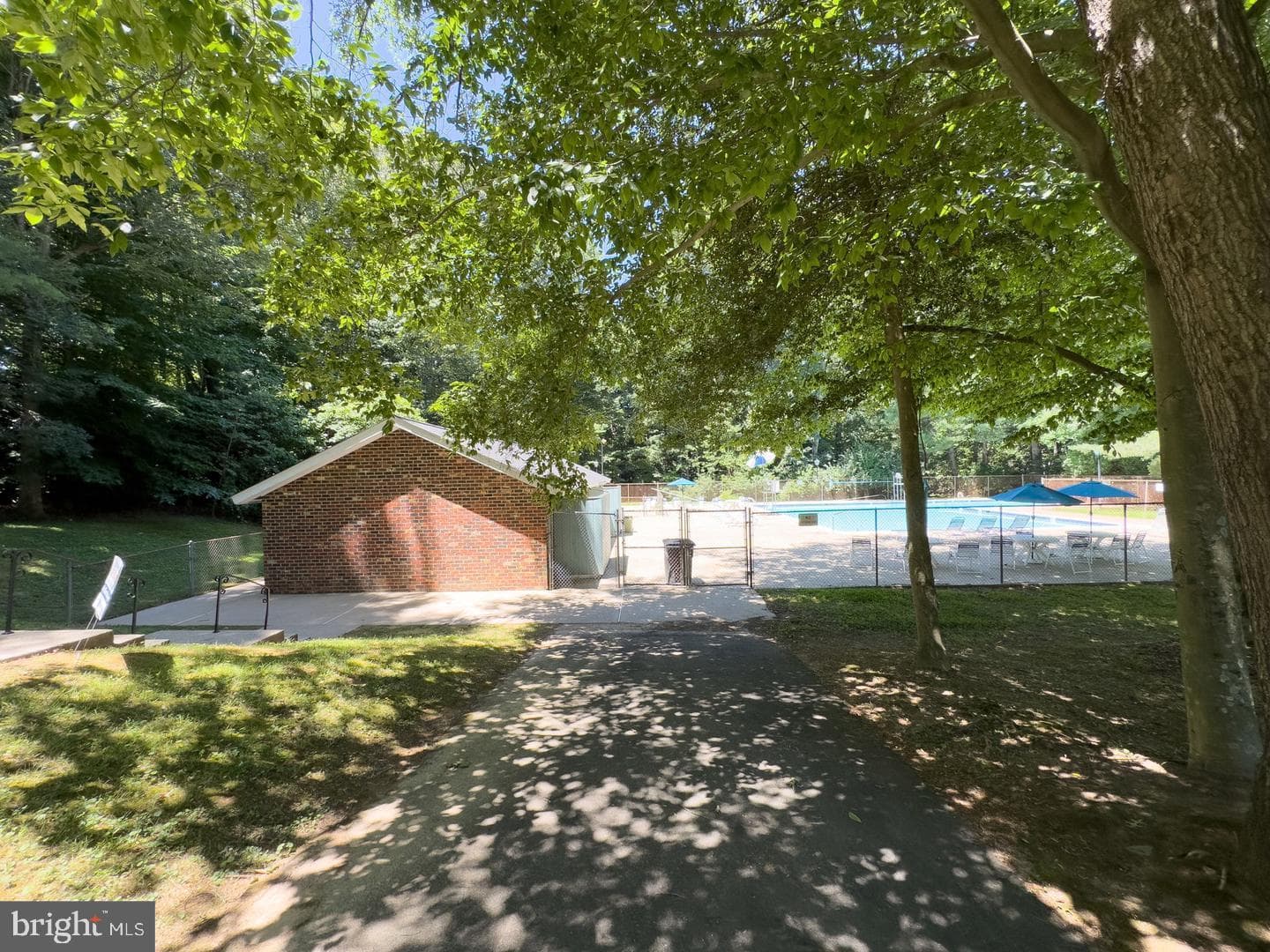 5008 Head Court photo 26