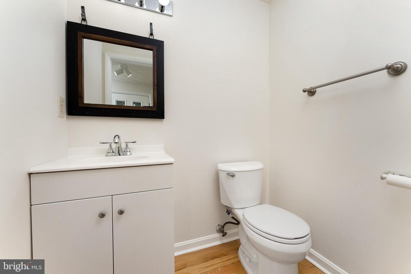 8062 Donegal Lane photo 13