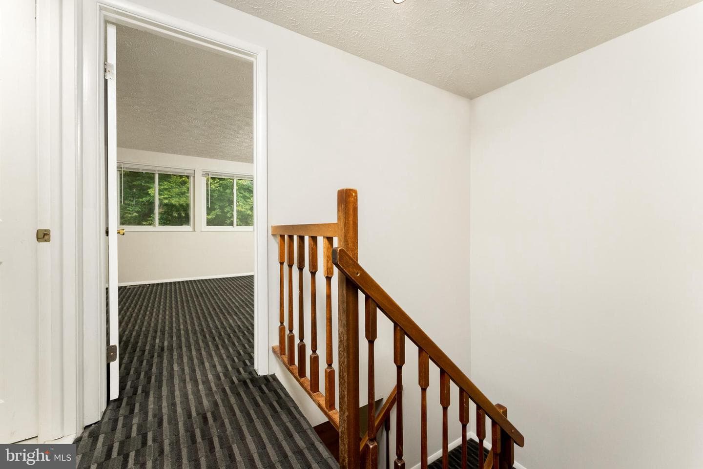 8062 Donegal Lane photo 14