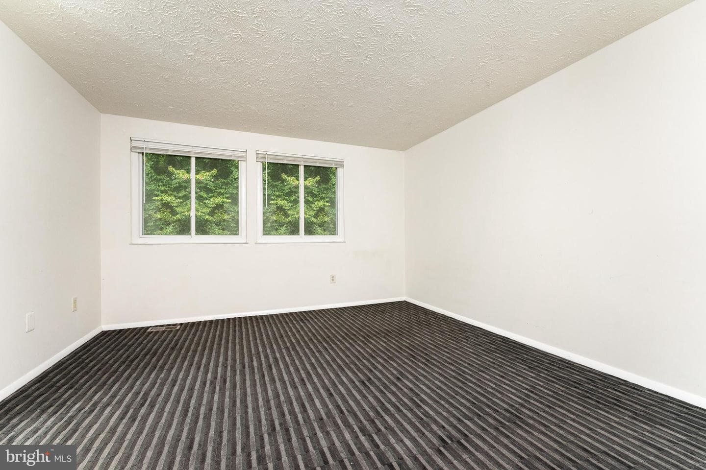 8062 Donegal Lane photo 15
