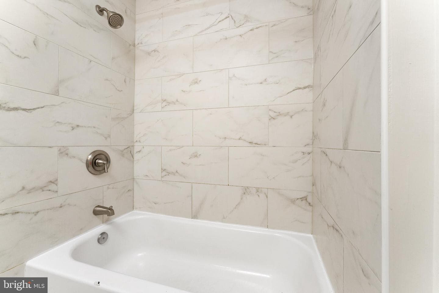 8062 Donegal Lane photo 23