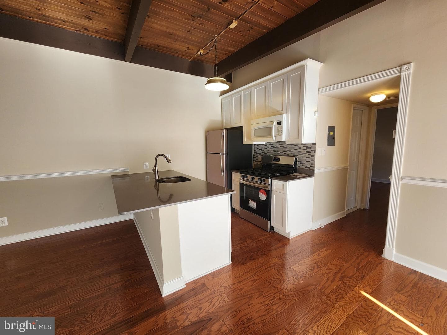 4905 Americana Drive #4905h photo 19
