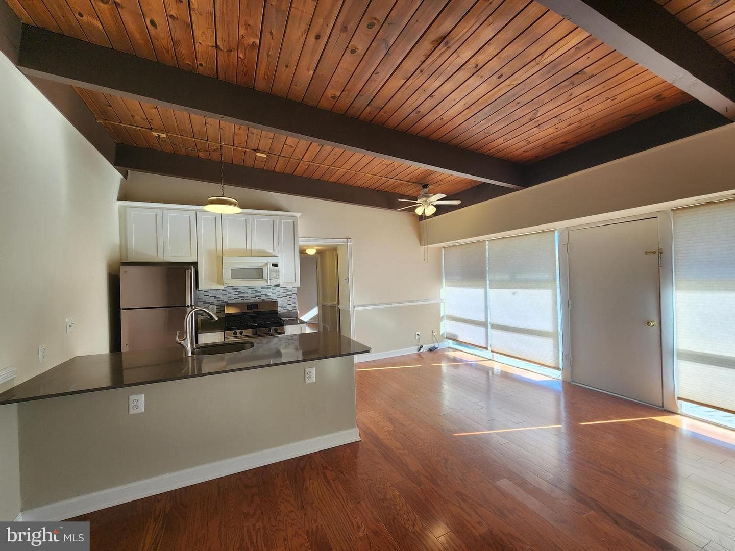 4905 Americana Drive #4905h photo 20
