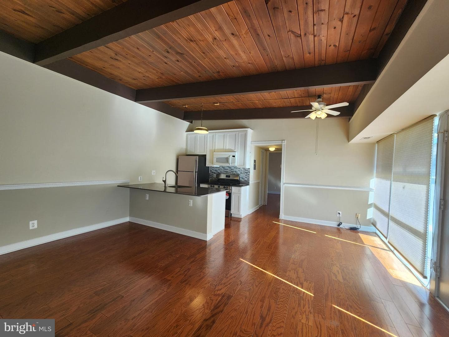 4905 Americana Drive #4905h photo 25