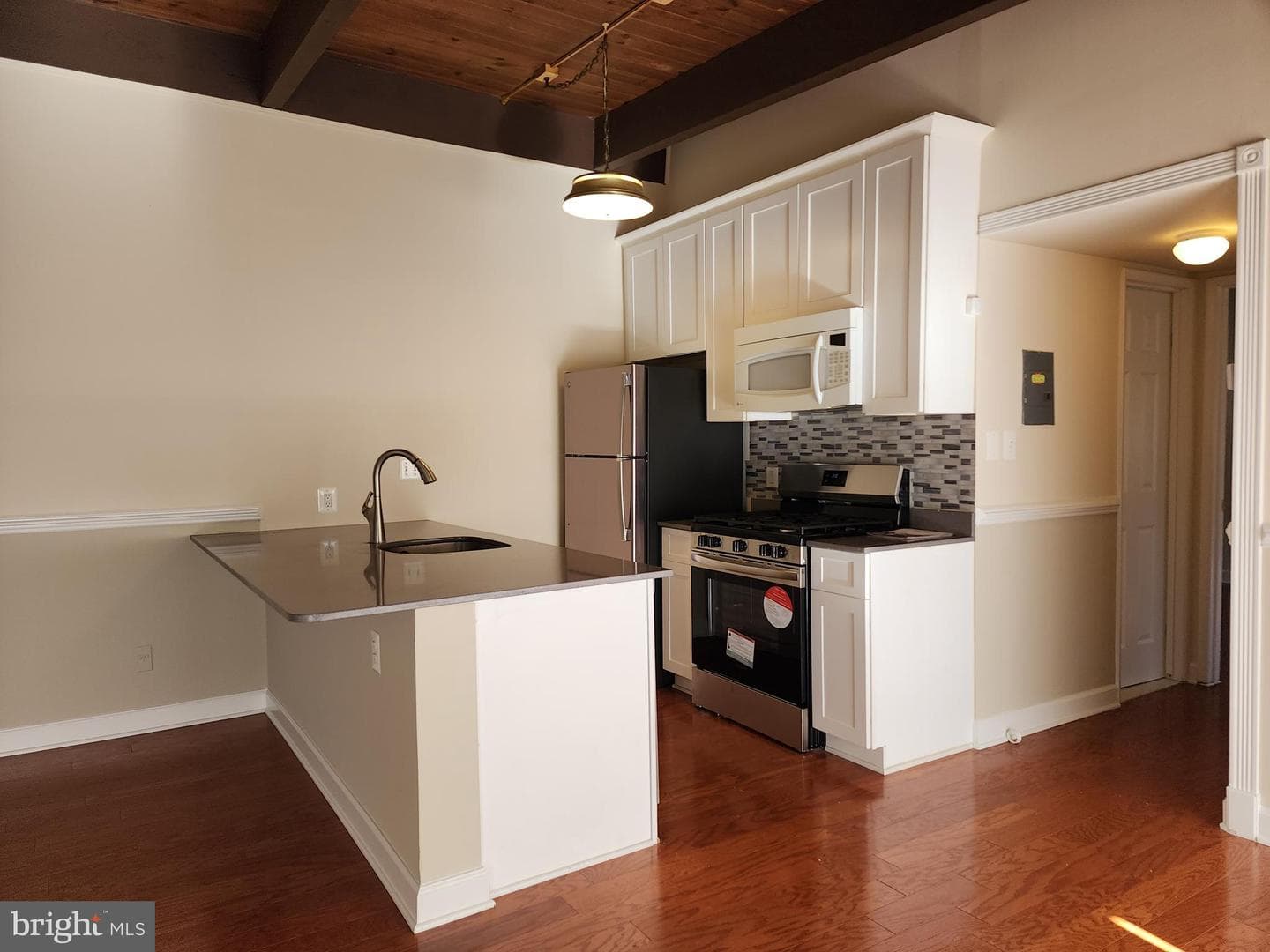 4905 Americana Drive #4905h photo 4