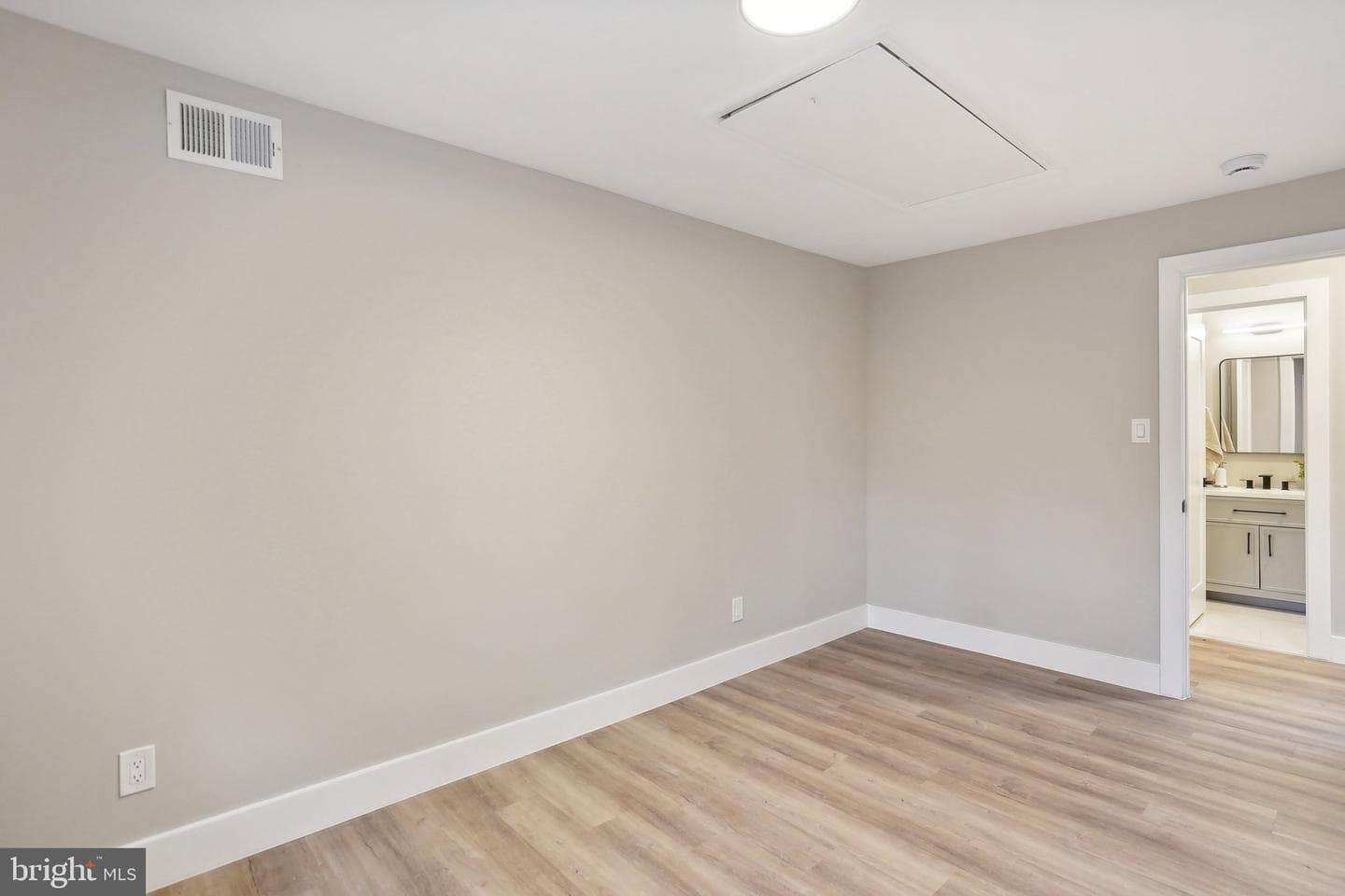9273 Bailey Lane photo 35