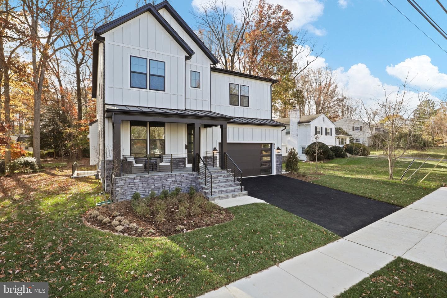 202 Harmony Drive SW photo 2