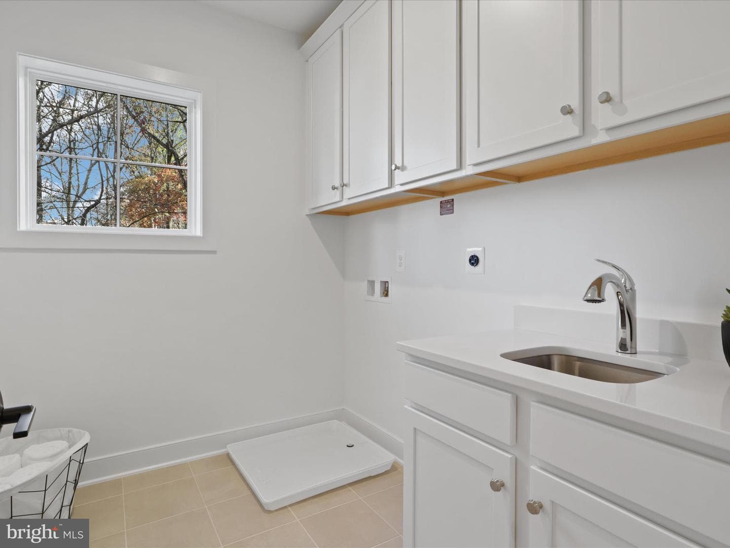 202 Harmony Drive SW photo 37