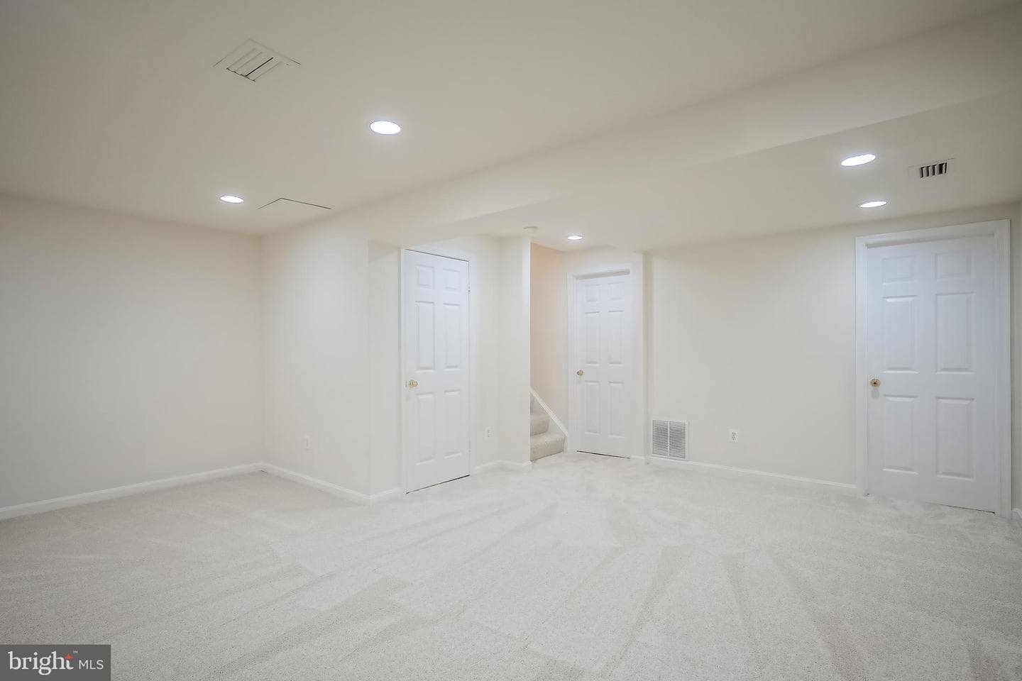 6030 Rockton Court photo 19