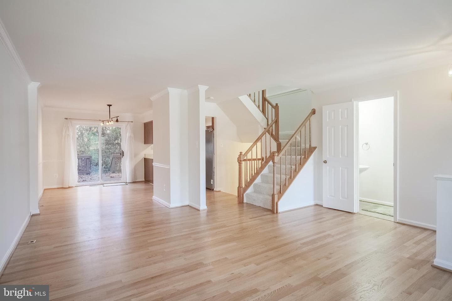 6030 Rockton Court photo 7